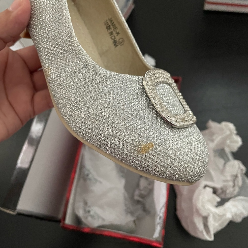 MarilynModa Silver Glitter Heels Jamie-K - Picture 9 of 10